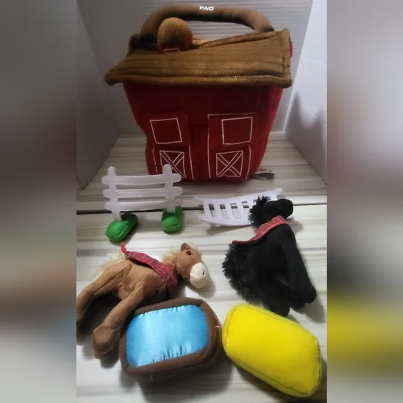 FAO Schwarz Soft Plush Kids Red 12” Horse Barn Toy With Horses And Accessories - Picture 3 of 3